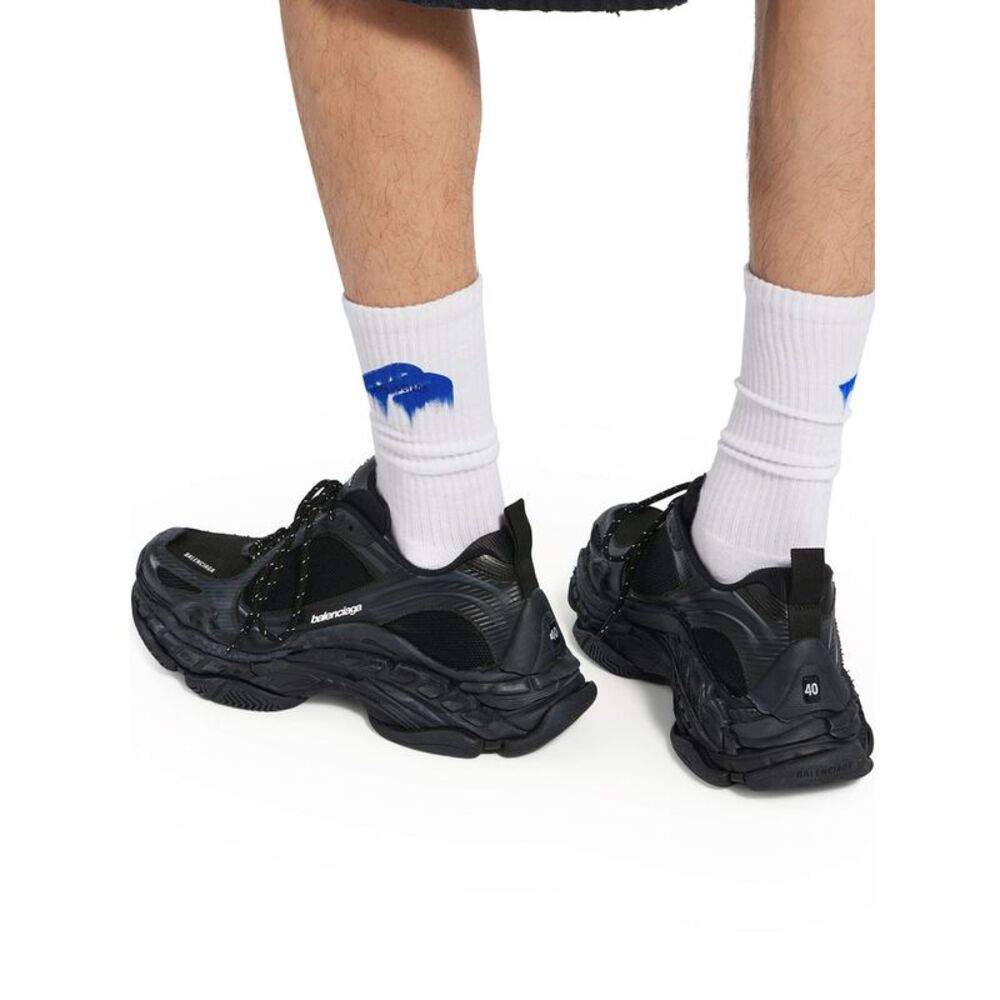 Balenciaga Men Triple S 2 Sneaker In Black/Dark Grey - Picture 3 of 7